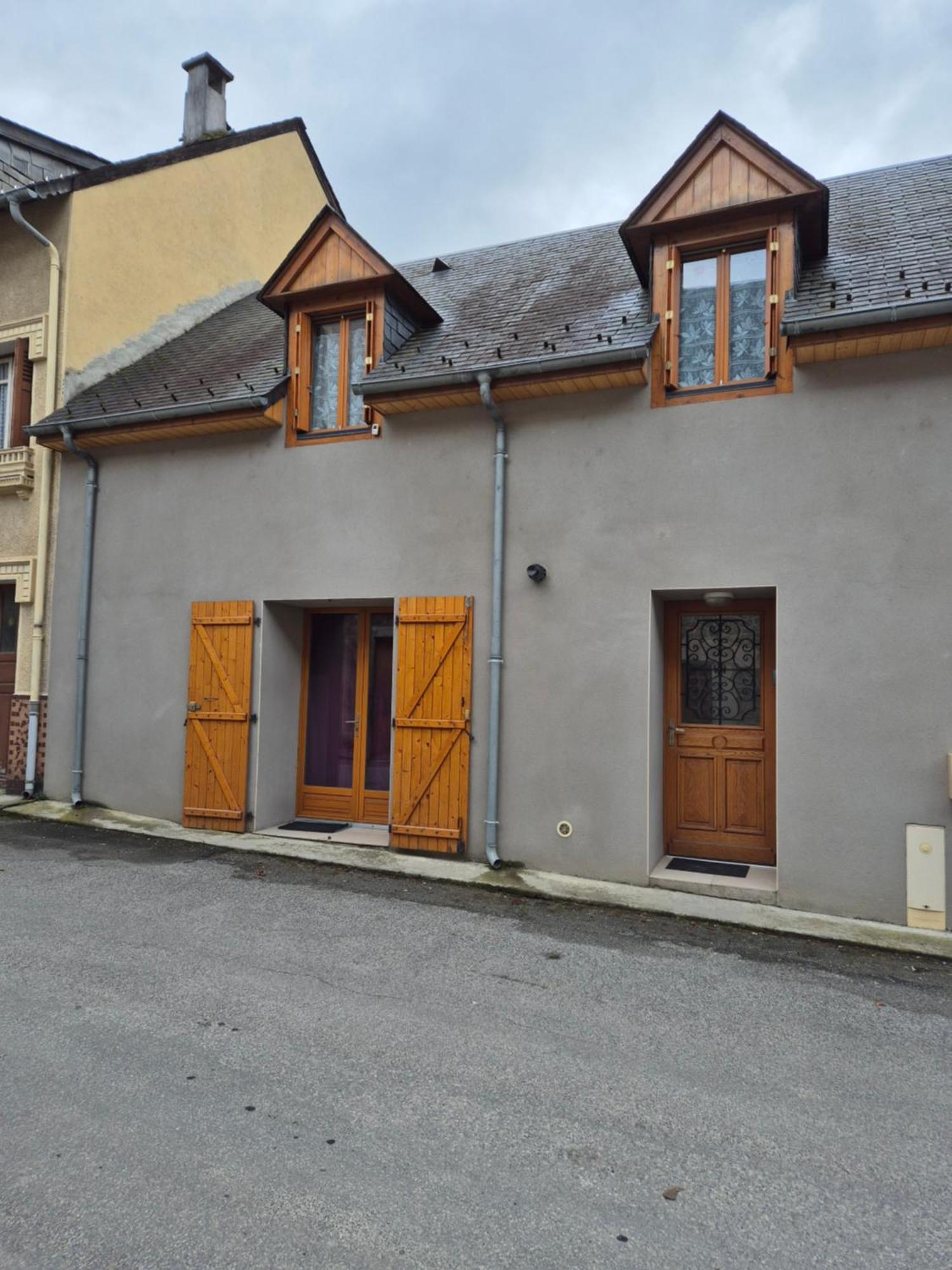 Locations Vacances A La Montagne Sarrancolin Buitenkant foto